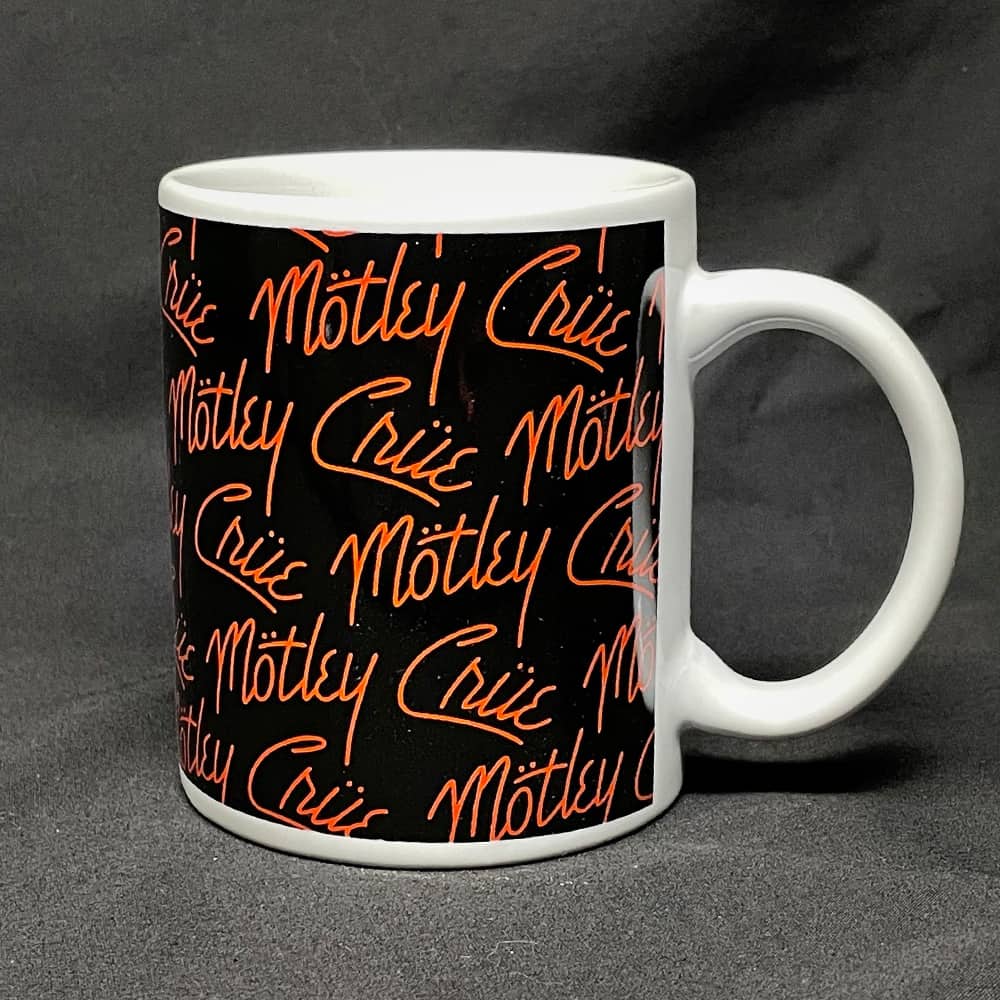 Mug-Motley-Crue-2